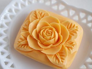 ​Резьба по мылу