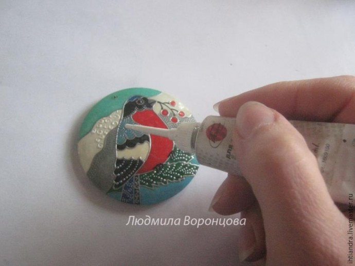 Создание кулона с росписью "Снегирь": часть 2