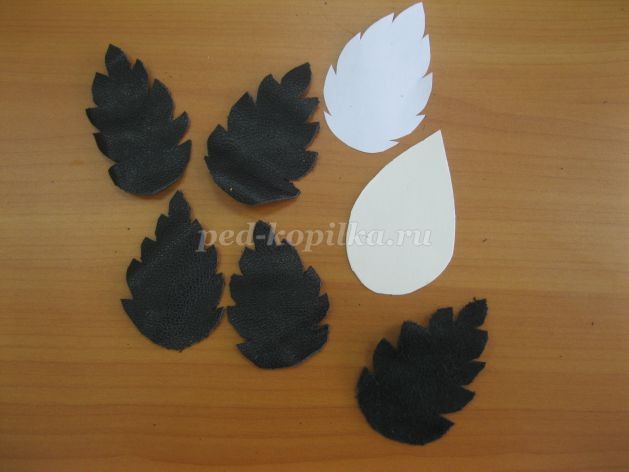 Цветы из косточек фиников и кедровых орехов: часть 2