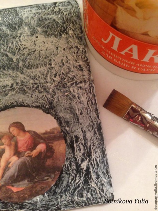 ​Морозные узоры с помощью салфеток