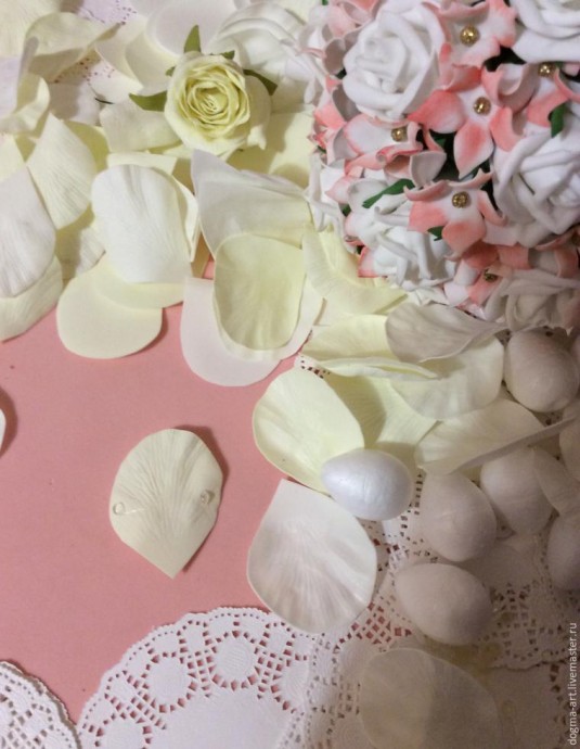 Создаем закрытые розы из фоамирана для свадебного букета: часть 1