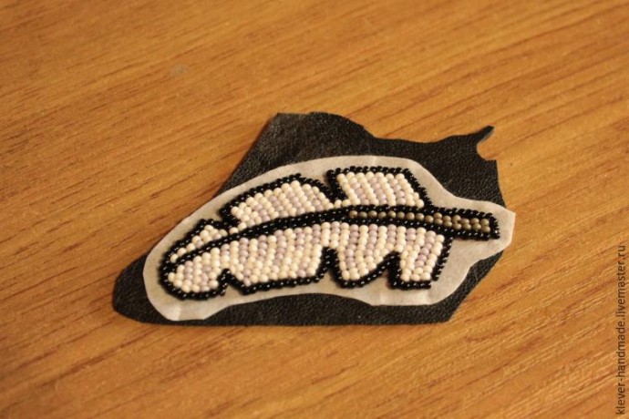 ​Колье "Перо полярной совы"