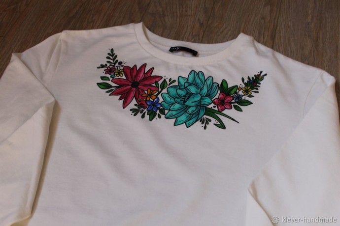 Расписываем одежду красками по ткани: часть 3