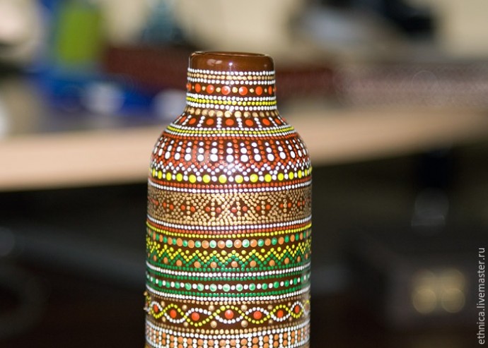 Точечная роспись бутылки в африканском стиле: часть 5