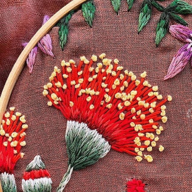 ​Идеи вышитых цветов