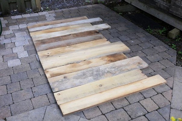 Самодельный уличный стол