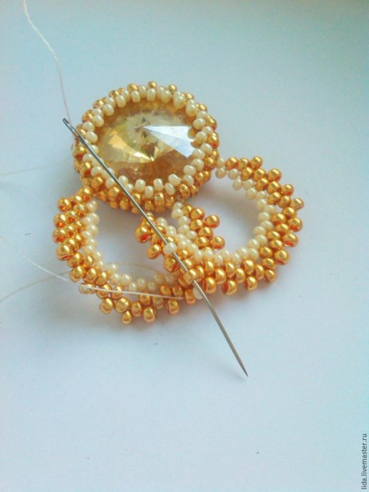 Создаем воздушные серьги "Golden Сrown": часть 2