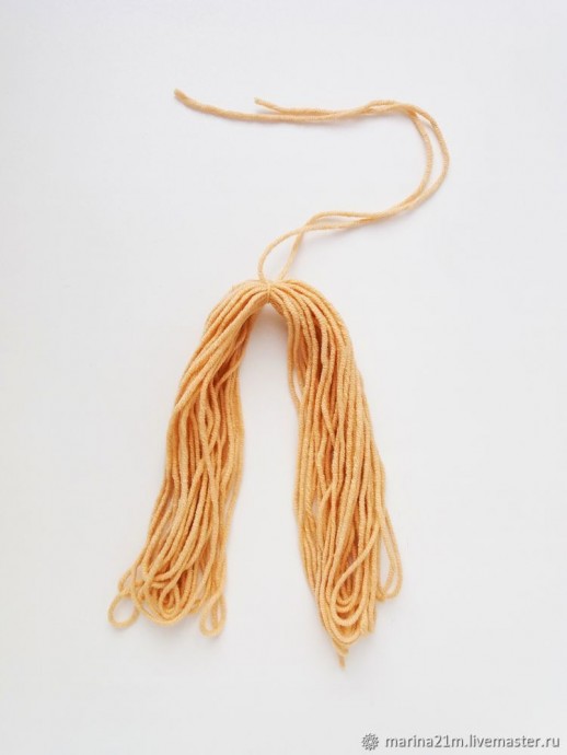 Делаем кисть из пряжи Делаем кисть из пряжи