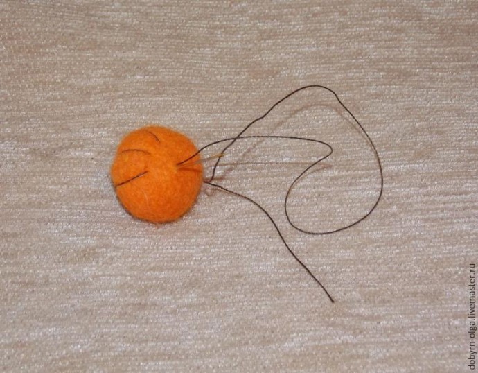 Позитивный пёс Шарик, выполненный в технике сухого и мокрого валяния: часть 3