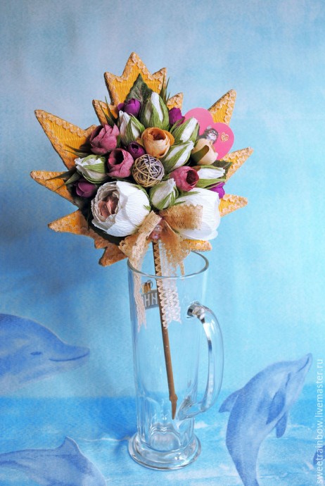 Делаем оригинальную композицию из конфет "Кленовый лист": часть 2