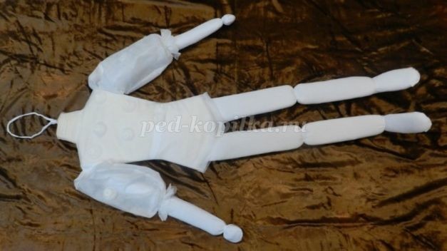 Изготовление театральных ростовых кукол-бабочек для украшения интерьера: часть 7