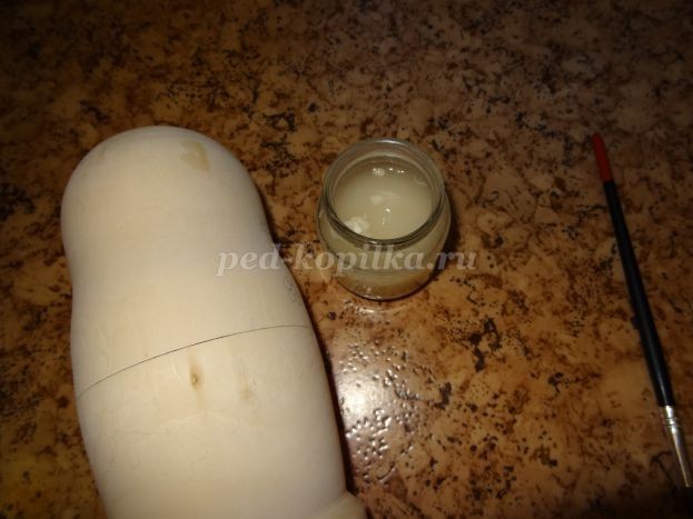 Роспись деревянной матрёшки: часть 1