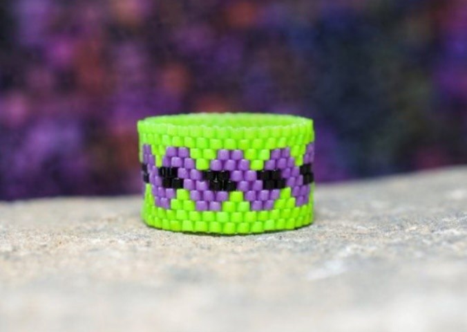 Техника плетения: мозаика, пейот