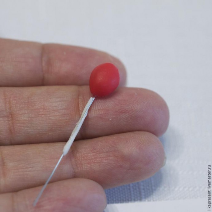 Лепим веточку калины из полимерной глины и холодного фарфора: часть 1