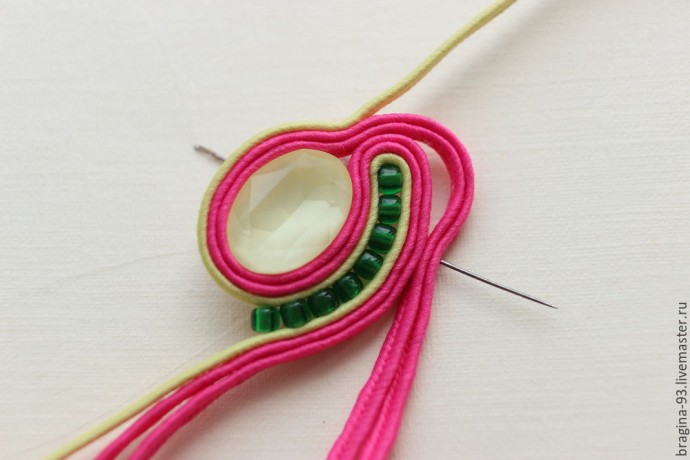 ​Создание сутажных сережек "Экзотический цветок" с кристаллами Swarovski: часть 2