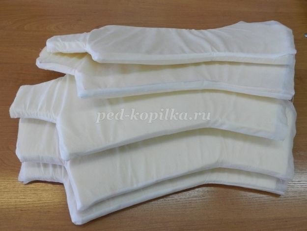 Изготовление театральных ростовых кукол-бабочек для украшения интерьера: часть 3