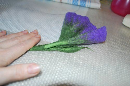 ​Мастер-класс по валянию цветка "Вьюнок": часть 5