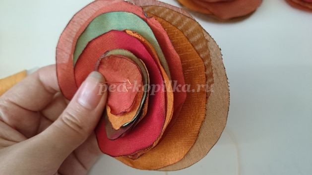 ​Панно из ткани и пряжи: часть 1