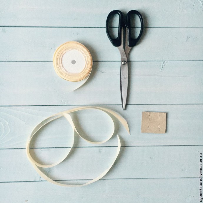 Создаем нежный свадебный браслет из живых цветов