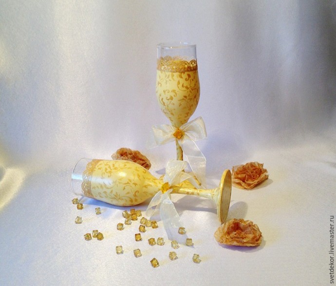 ​Как обогатить вид свадебных бокалов при помощи декора: часть 2