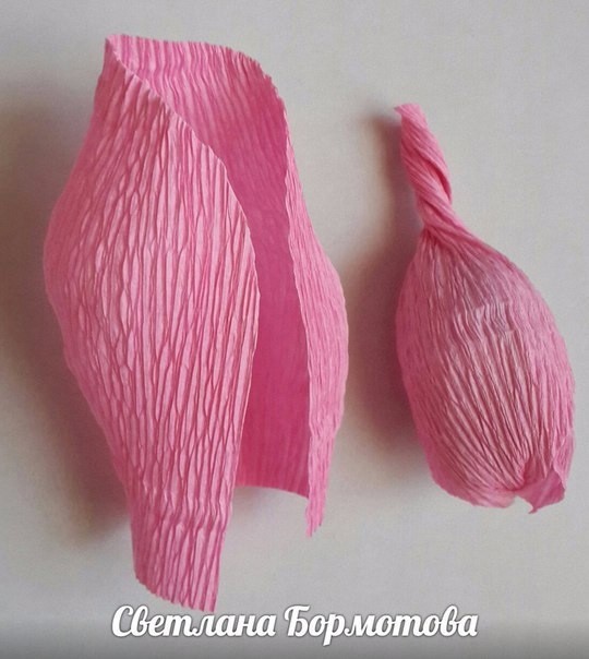 Розы из гофрированной бумаги