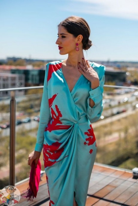 Элегантные платья необычного кроя