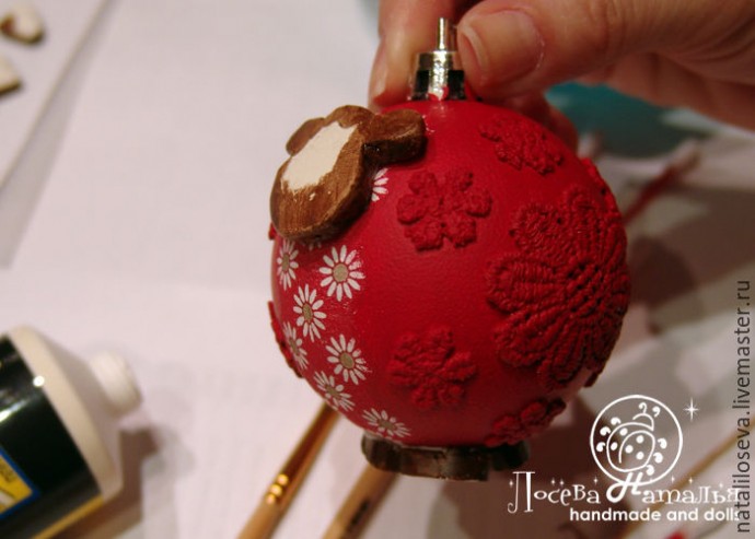 Декорируем елочную игрушку "Барашка-Ромашка" в технике объемного декупажа: часть 1