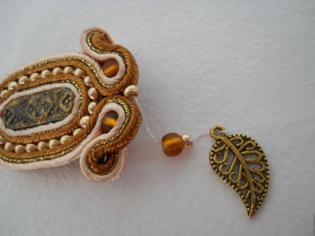 Сутажные серьги "Ромашки по-восточному": мастер-класс, часть 4