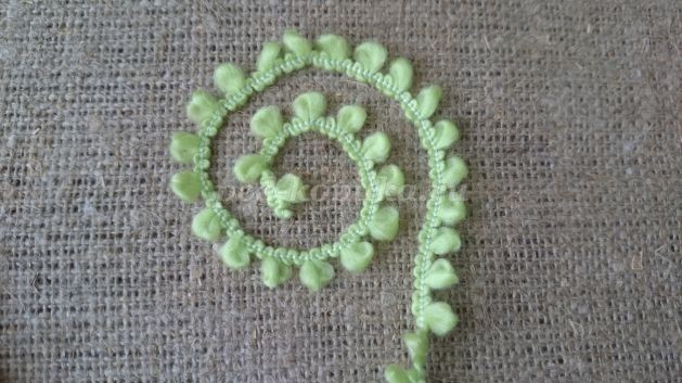 ​Панно из ткани и пряжи: часть 2