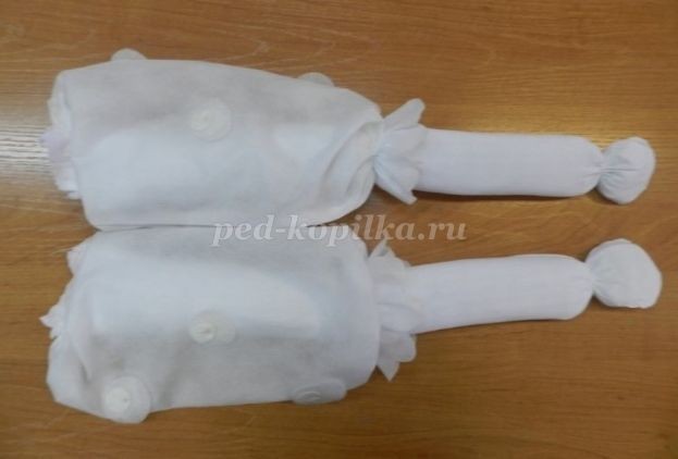 Изготовление театральных ростовых кукол-бабочек для украшения интерьера: часть 5