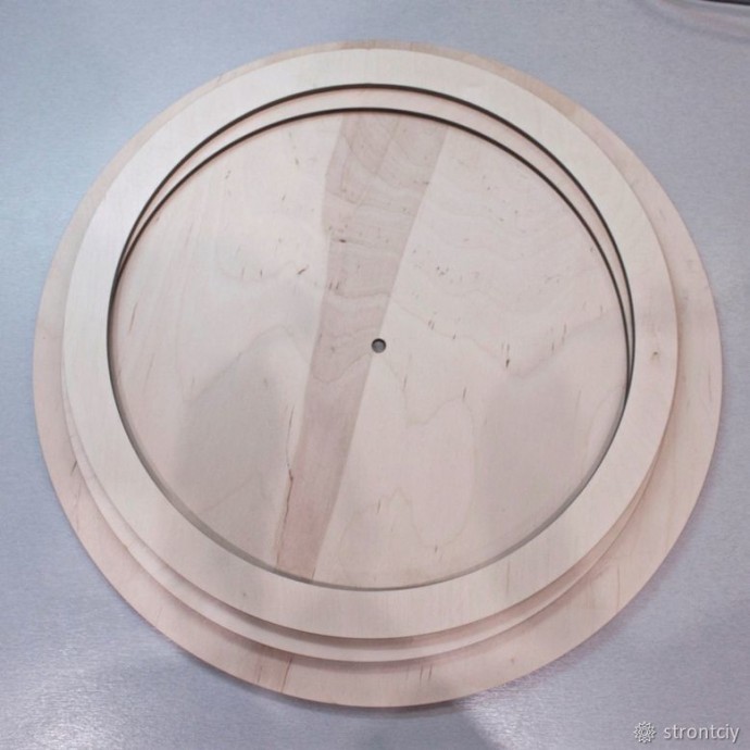 ​Расписываем интерьерные часы в смешанной технике: часть 1