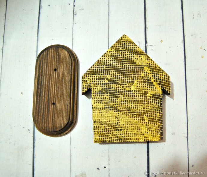 Как украсить интерьерный домик с настоящим гербарием