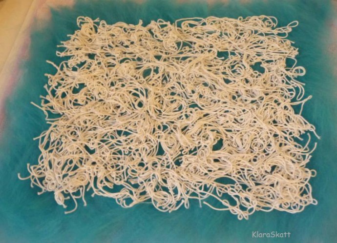 Создаем фактурный войлок из хлопковых ниток и шерсти Создаем фактурный войлок из хлопковых ниток и шерсти