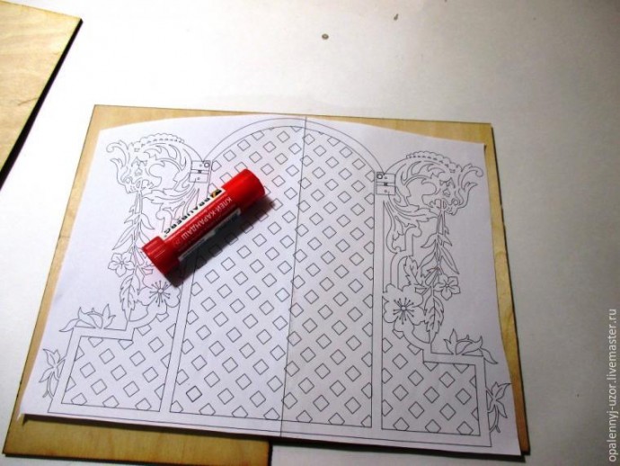 Изготавливаем ажурную настенную полочку: часть 1