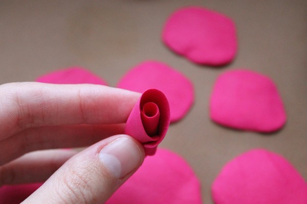 ​Мастерим сердце из роз: часть 2