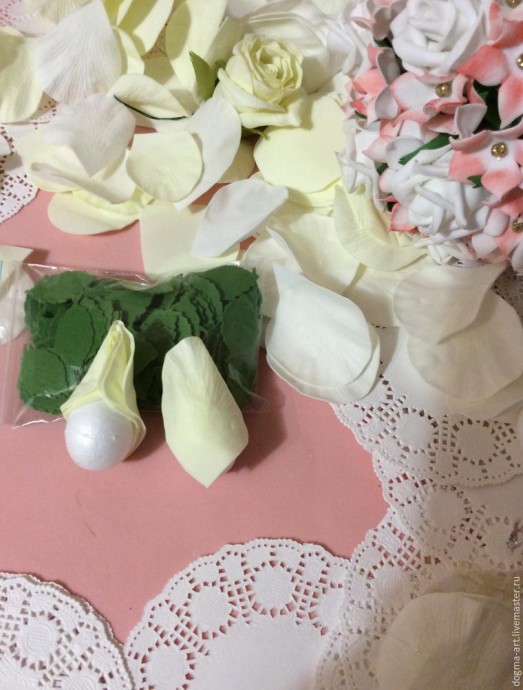 Создаем закрытые розы из фоамирана для свадебного букета: часть 1