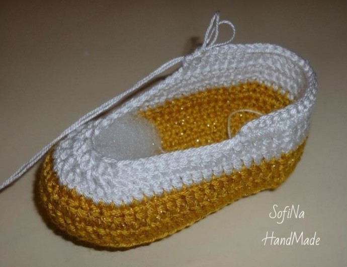 Вязаные туфельки для малышки Вязаные туфельки для малышки