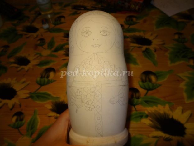 Роспись деревянной матрёшки: часть 1