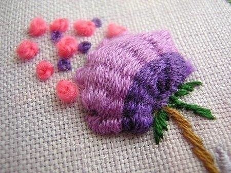 Объемная вышивка с помощью расчески Объемная вышивка с помощью расчески