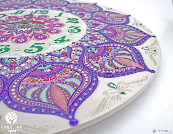 ​Расписываем интерьерные часы в смешанной технике: часть 7