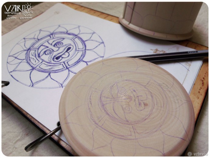 ​Выжигаем по дереву: этнические мотивы на шкатулке