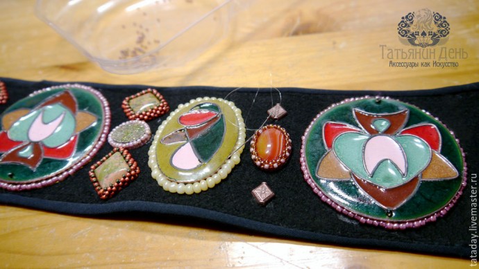 Создаем пояс с бисерной вышивкой: часть 3