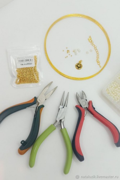 Чокер с весенним настроением: часть 1