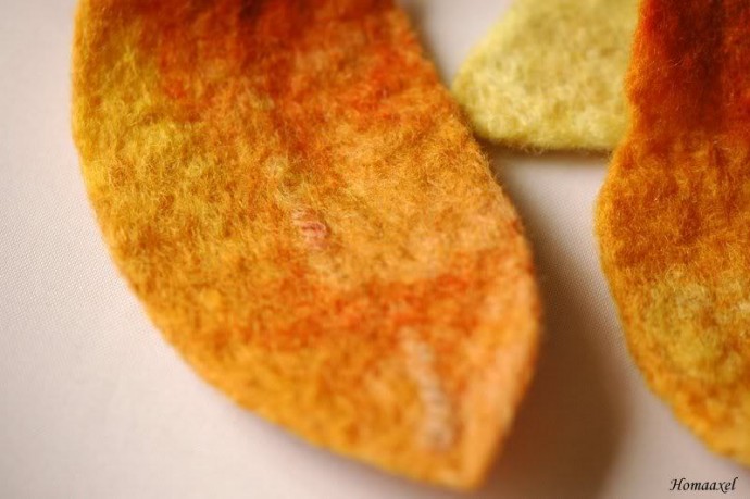 ​Мастер-класс по осенним листьям в технике валяния: часть 2