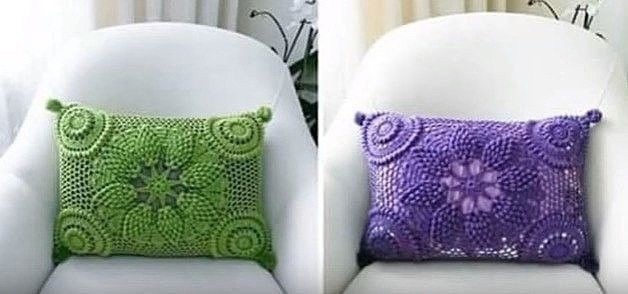 Вязаные подушки