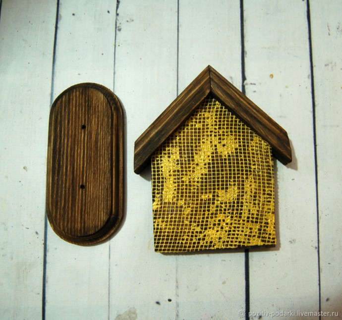 Как украсить интерьерный домик с настоящим гербарием