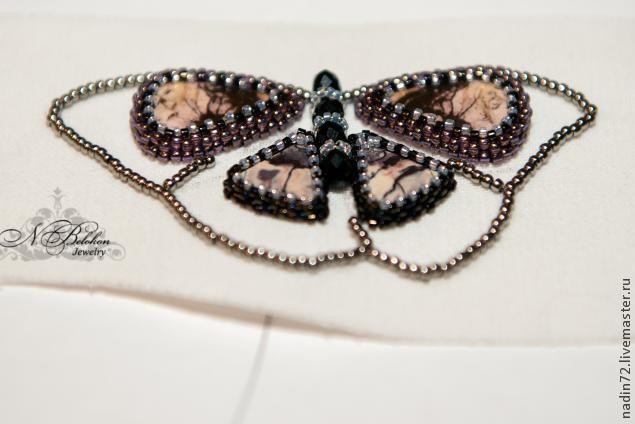 Вышивка бисером "Брошь-бабочка экзотическая": мастер-класс, часть 2