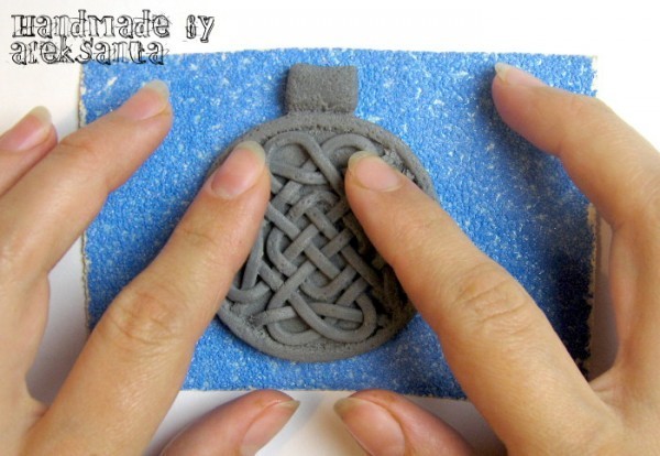 ​Мастер-класс по созданию украшений из полимерной глины "Кельтские плетения из камня": часть 2