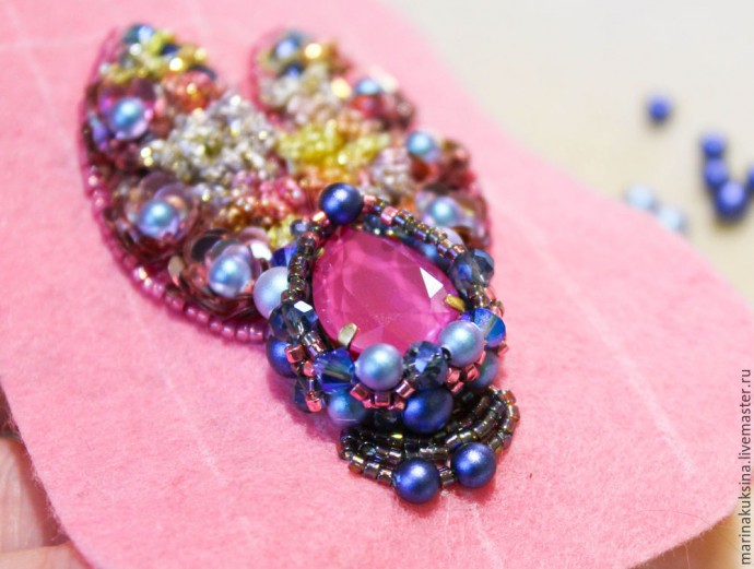 Создаем брошь жучка "Цветочник": часть 4