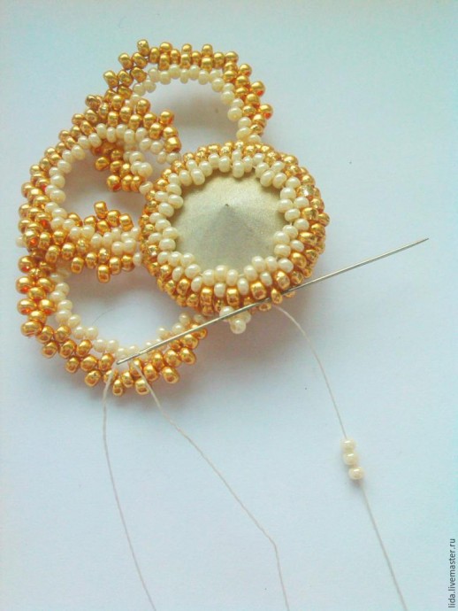 Создаем воздушные серьги "Golden Сrown": часть 2